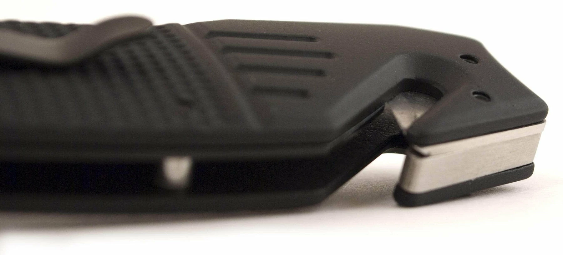 Smith & Wesson Extreme Ops Tanto Pocket Knife With Partially Serrated Blade SWFR2S - Image 19